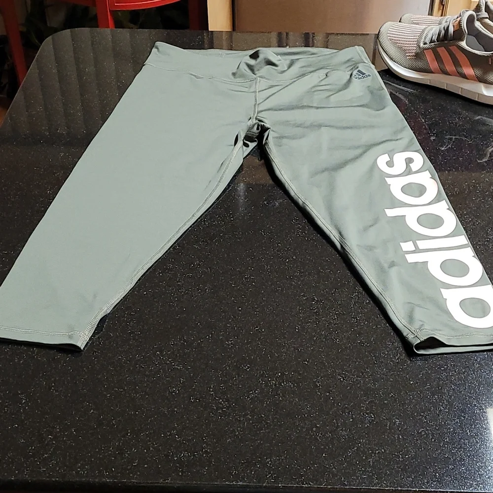 Adidas Athletic Capri - Picture 6 of 11